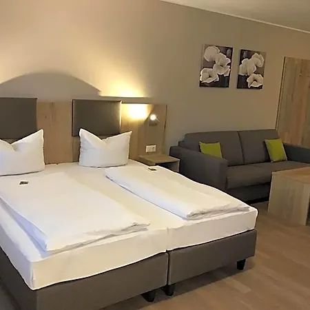 Esterer Hotel 3*